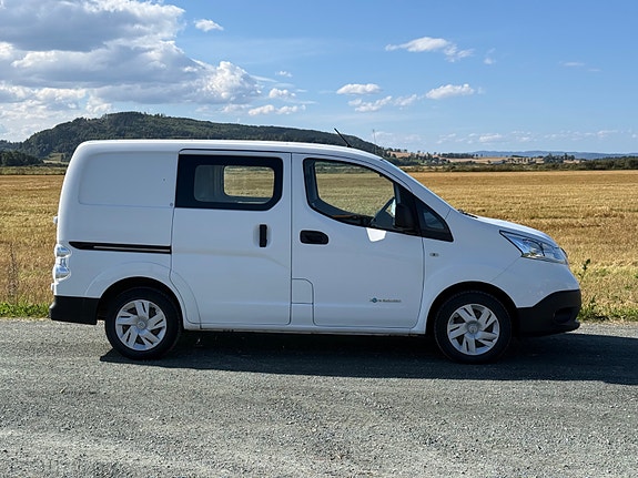 Nissan e-NV200 3 of 19