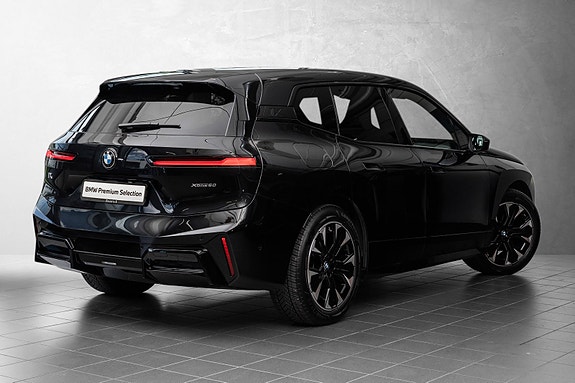BMW iX 6 of 30