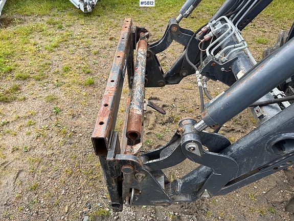 Deutz Fahr Agroplus 410 DT m/ frontlaster. 15 of 30
