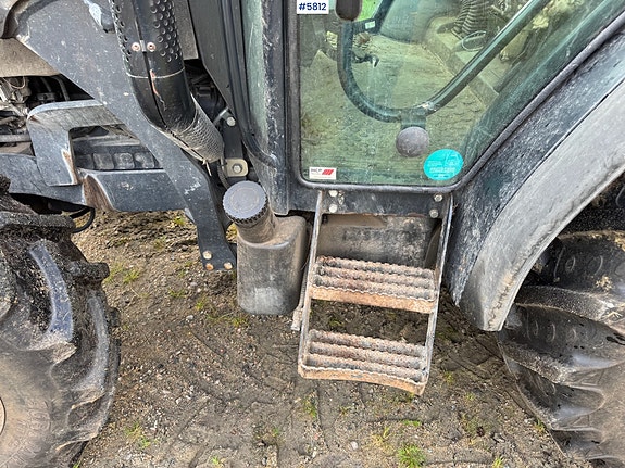 Deutz Fahr Agroplus 410 DT m/ frontlaster. 16 of 30