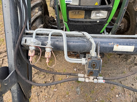 Deutz Fahr Agroplus 410 DT m/ frontlaster. 7 of 30