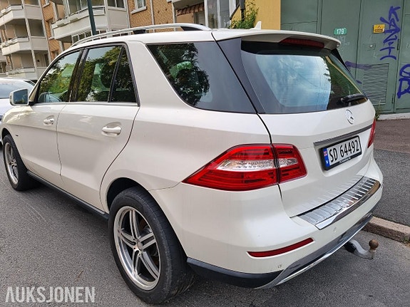 Mercedes-Benz M-Klasse 3 of 12
