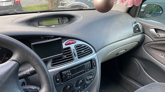 Citroen C5 9 of 11