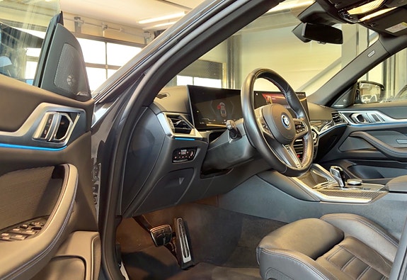 BMW i4 30 of 30