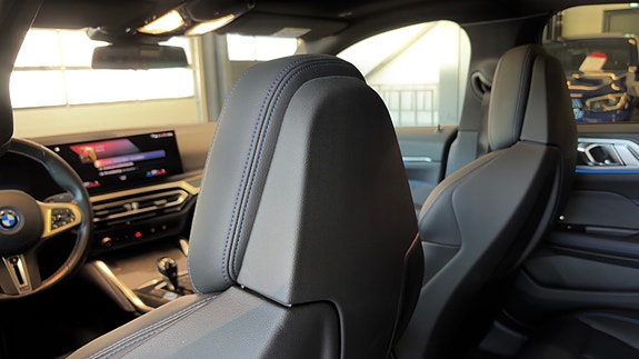 BMW i4 26 of 30