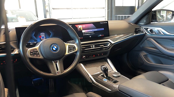 BMW i4 29 of 30