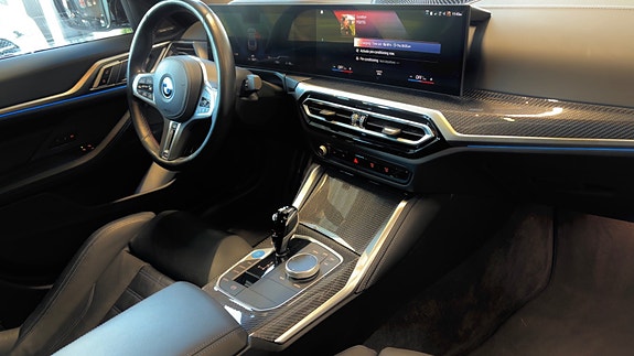 BMW i4 23 of 30