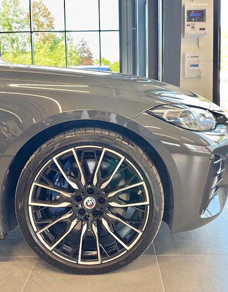 BMW i4 20 of 30