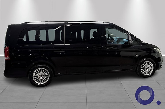 Mercedes-Benz eVito Tourer 7 of 18