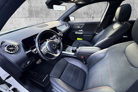 Mercedes-Benz EQA300 9 of 20