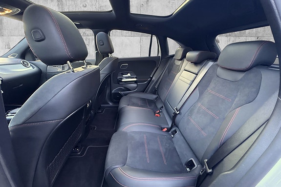 Mercedes-Benz EQA300 12 of 20