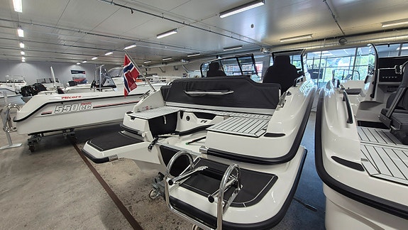 Ny Micore 61 BR m/ Honda 150 Sporty White 7 of 13