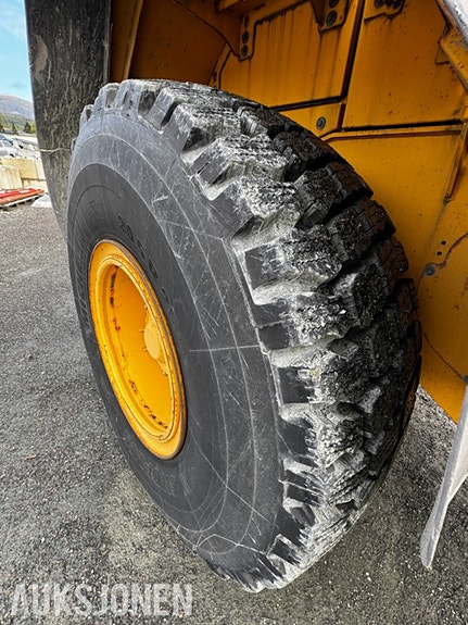 Volvo L60E Hjullaster - Tilleggshydraulikk - Skuffe - Diagonalskjær - Sertifisert til august 2026 13 of 30