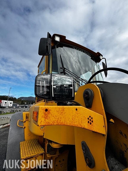 Volvo L60E Hjullaster - Tilleggshydraulikk - Skuffe - Diagonalskjær - Sertifisert til august 2026 16 of 30