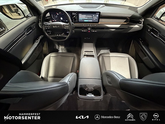 Kia EV9 12 of 30