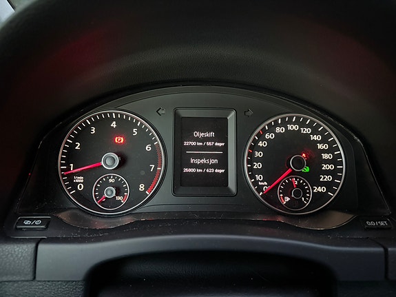 Volkswagen Golf Plus 17 of 29
