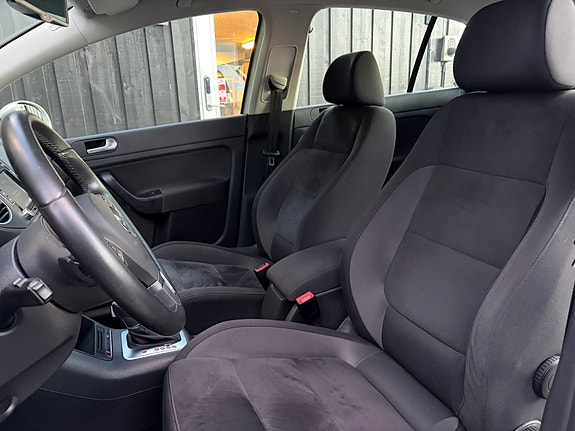 Volkswagen Golf Plus 24 of 29