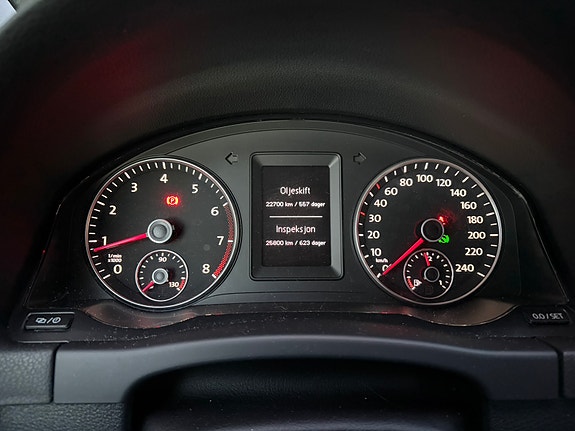 Volkswagen Golf Plus 16 of 29