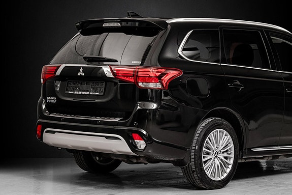 Mitsubishi Outlander 9 of 29