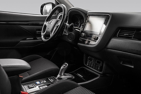 Mitsubishi Outlander 19 of 29