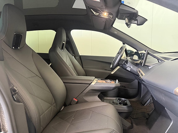 BMW iX 5 of 28