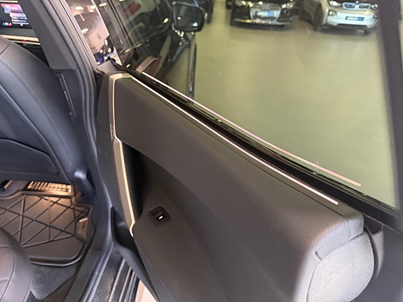 BMW iX 7 of 28