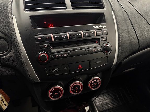 Mitsubishi ASX 28 of 30