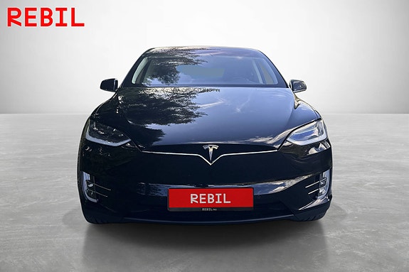 Tesla Model X 2 of 21