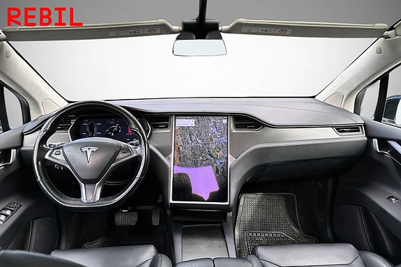 Tesla Model X 11 of 21
