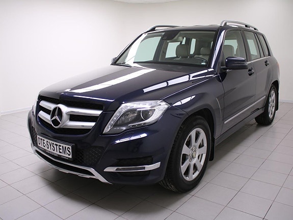 Mercedes-Benz GLK220 16 of 30