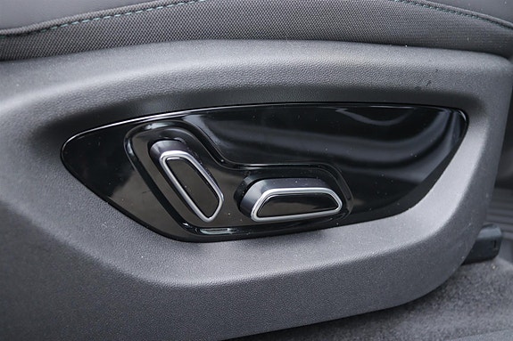 BYD Sealion 7 28 of 30