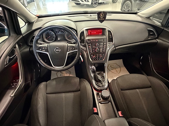 Opel Astra 16 of 30