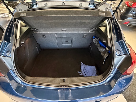 Opel Astra 11 of 30