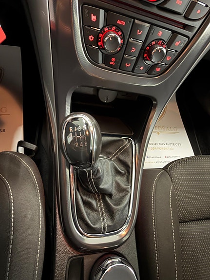 Opel Astra 24 of 30