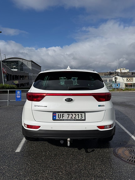 Kia Sportage 2 of 21