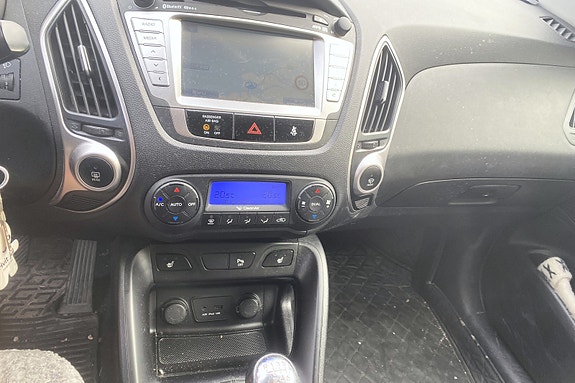 Hyundai Tucson 14 of 27