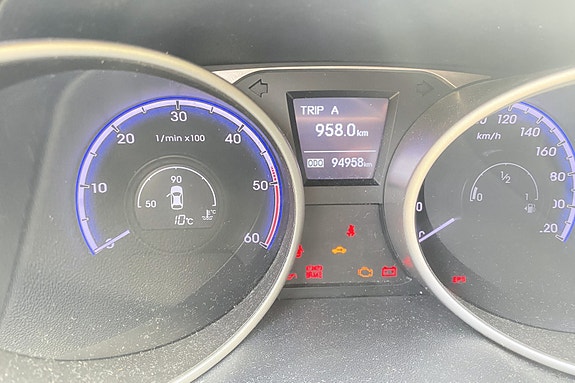 Hyundai Tucson 12 of 27