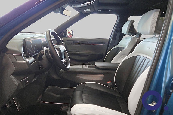 Kia EV9 13 of 30