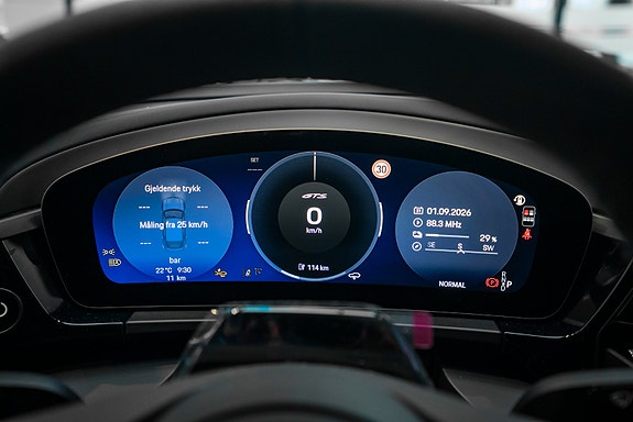 Porsche Macan 18 of 30