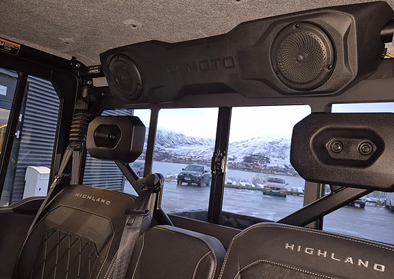 CFMOTO UForce U10 Pro Highline ABS - 90kmt - varmeapparat - eltipp - krok - vinsj 13 of 17