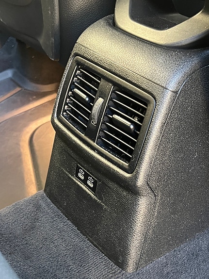 BMW X1 20 of 25