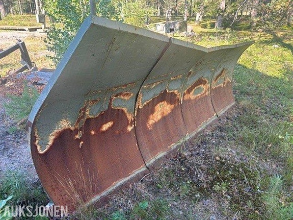 Volvo L120E 13 of 14