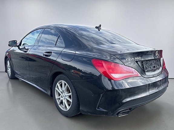 Mercedes-Benz CLA180 5 of 10