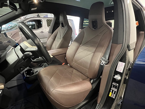 BMW iX 26 of 30