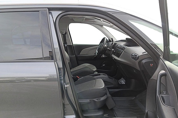 Citroen Grand C4 Picasso 23 of 30
