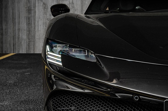 Ferrari SF90 Spider 8 of 30