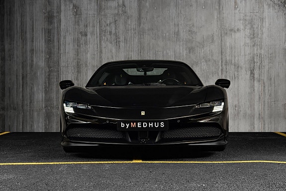 Ferrari SF90 Spider 6 of 30