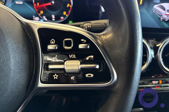 Mercedes-Benz B180 23 of 26