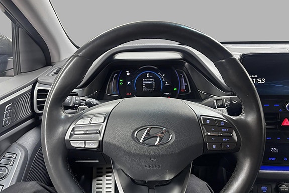 Hyundai IONIQ 12 of 27