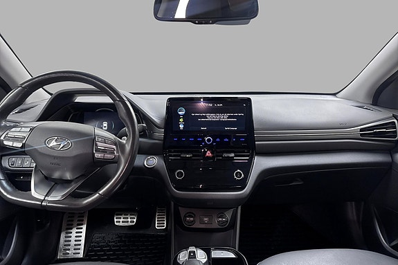 Hyundai IONIQ 10 of 27